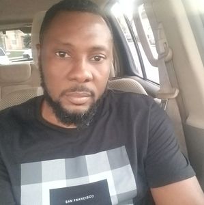 Meet your Posher, Emmanuel